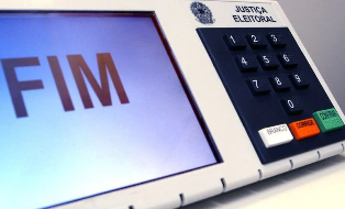 Onze governadores renunciam para disputar eleições de Outubro.