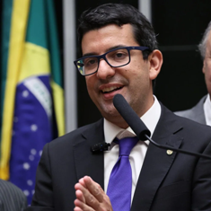 Polícia Federal mira deputado do Rio de Janeiro por fraudes em Contratos de R$ 200 milhões!