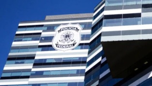 Polícia Federal mira Perito suspeito de vazar dados de Investigação sobre o Banco Master.