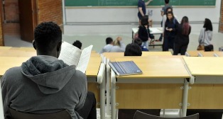 Aluno terá que pagar R$ 720 mil por ocupação indevida de cota racial.