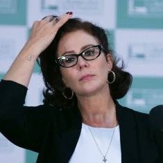 Justiça de São Paulo arquiva Processo de jornalista militante contra Carla Zambelli.