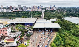 Brasil assinou acordo que prevê perseguição policial além de fronteiras.