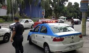Dois PMs do Rio do Janeiro morreram com tiros de fuzil na cabeça. Direitos humanos???