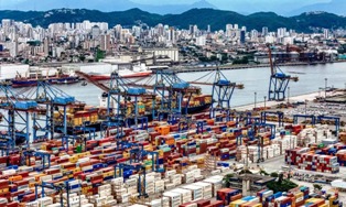 Graças ao Lula, São Paulo e Santa Catarina sofrem 52% do impacto do tarifaço dos EUA.