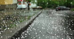 Tempestades e granizo continuam no Rio Grande do Sul.