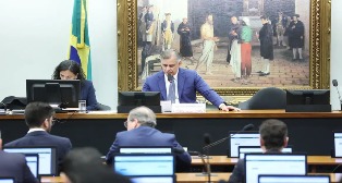 Câmara aprova Projeto que proíbe cobrança de tarifa mínima de consumo sobre água e esgoto.