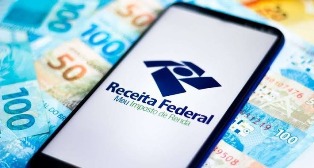 Receita Federal libera consulta ao terceiro Lote de restituição do IR 2026.