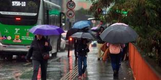 Inmet diz: Centro-Oeste e Sudeste do país com chuva e rajadas de vento.