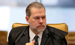 Dias Toffoli liberou Campanha de Renan Santos pela internet .