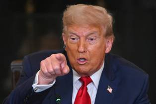 Trump avisa que pode usar Força militar na América Latina.