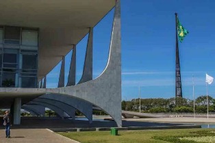 Governo Central registrou um déficit de R$ 13,6 bilhões em Agosto.