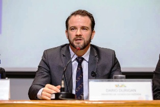 Governo concorda com prejuízos das Empresas prevê crédito com fim da 6×1.