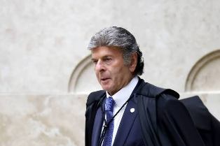 Ministro Luiz Fux pede manifestação da AGU sobre pedido para liberar Bets.