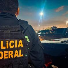 Polícia Federal faz Operação para prender 23 envolvidos o Comando Vermelho no Rio de Janeiro.